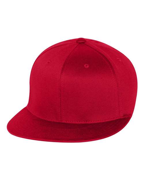 Casquette de baseball professionnelle sur le terrain